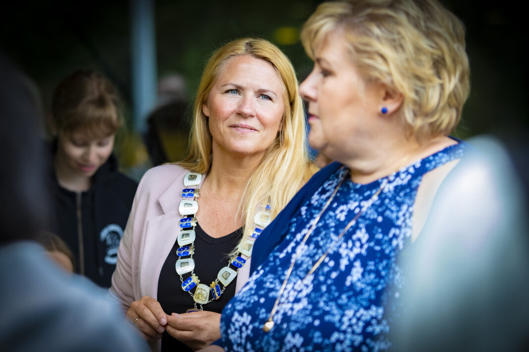SLITER I BLÅ MOTVIND: Ordfører Monica Myrvold-Berg (Ap) må på offensiven etter å ha tapt politisk terreng lokalt, om hun skal demme opp for grusomme nasjonale målinger hvor Høyre nå er over dobbelt så store som Ap, skriver DRM24's kommentator. SLITER I BLÅ MOTVIND: Ordfører Monica Myrvold-Berg (Ap) må på offensiven etter å ha tapt politisk terreng lokalt, om hun skal demme opp for grusomme nasjonale målinger hvor Høyre nå er over dobbelt så store som Ap, skriver DRM24's kommentator.