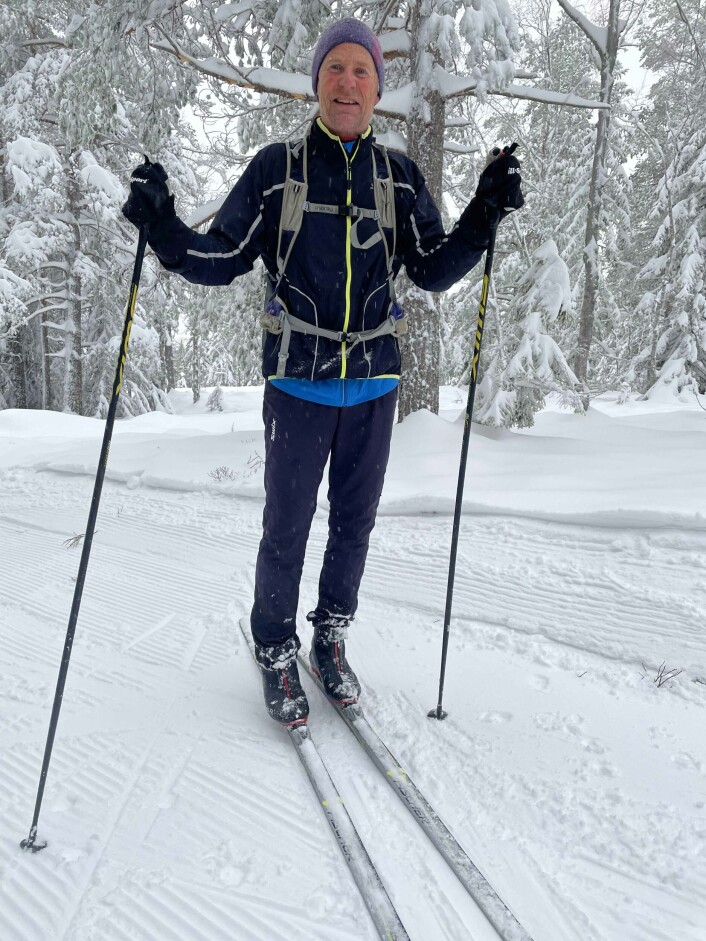 <span class=" italic" data-lab-italic_desktop="italic">Milsluker Lars Erik Berg er fornøyd med å ha kommet i gang med skisesongen allerede i november. Her i skiløypa mellom Tverken og Skimten. 24.11.22</span> <span class=" italic" data-lab-italic_desktop="italic">Milsluker Lars Erik Berg er fornøyd med å ha kommet i gang med skisesongen allerede i november. Her i skiløypa mellom Tverken og Skimten. 24.11.22</span>