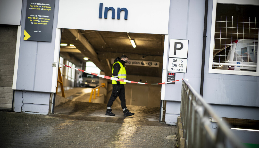 STENGT: Parkeringshuset må holde stengt på ubestemt tid for undersøkelser.