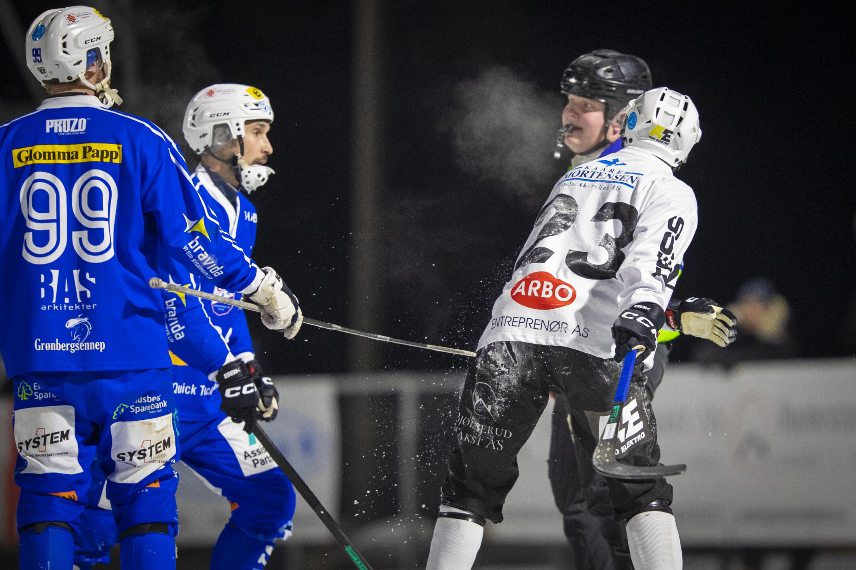 Solberg snytt for seieren i ampert toppoppgjør
