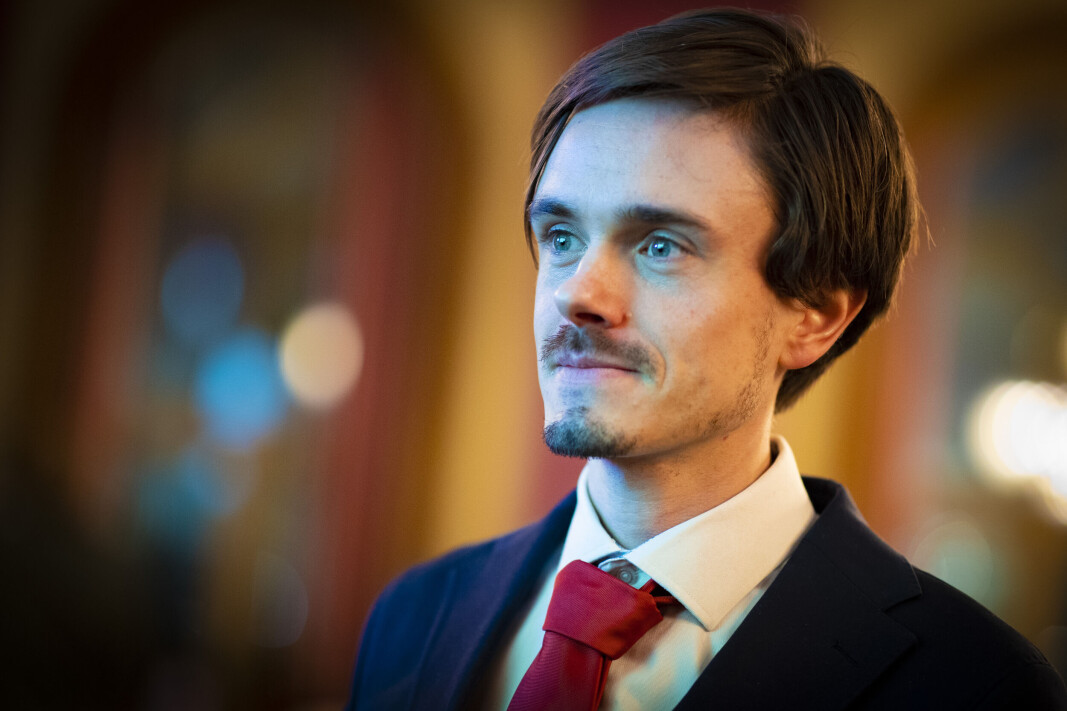 - Manglende medvirkning skaper distanse fra brukere og ansatte til prosesser som angår dem selv, skriver innleggsforfatter og ordførerkandidat Herman Ekle Lund (V). - Manglende medvirkning skaper distanse fra brukere og ansatte til prosesser som angår dem selv, skriver innleggsforfatter og ordførerkandidat Herman Ekle Lund (V).