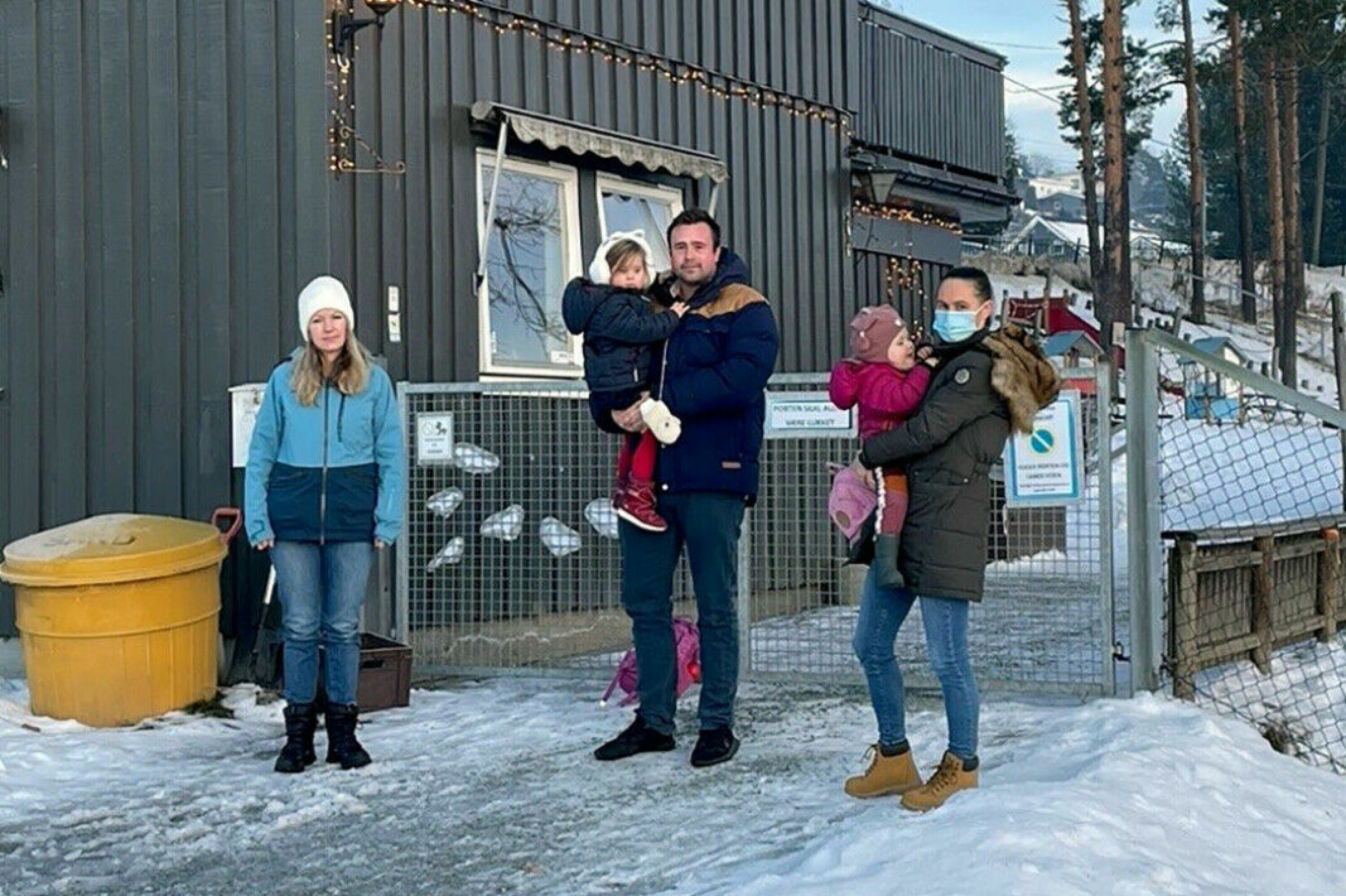 PROTESTER: FAU og fortvilte foreldre i Stensethallèen barnehage i fjor vinter.
