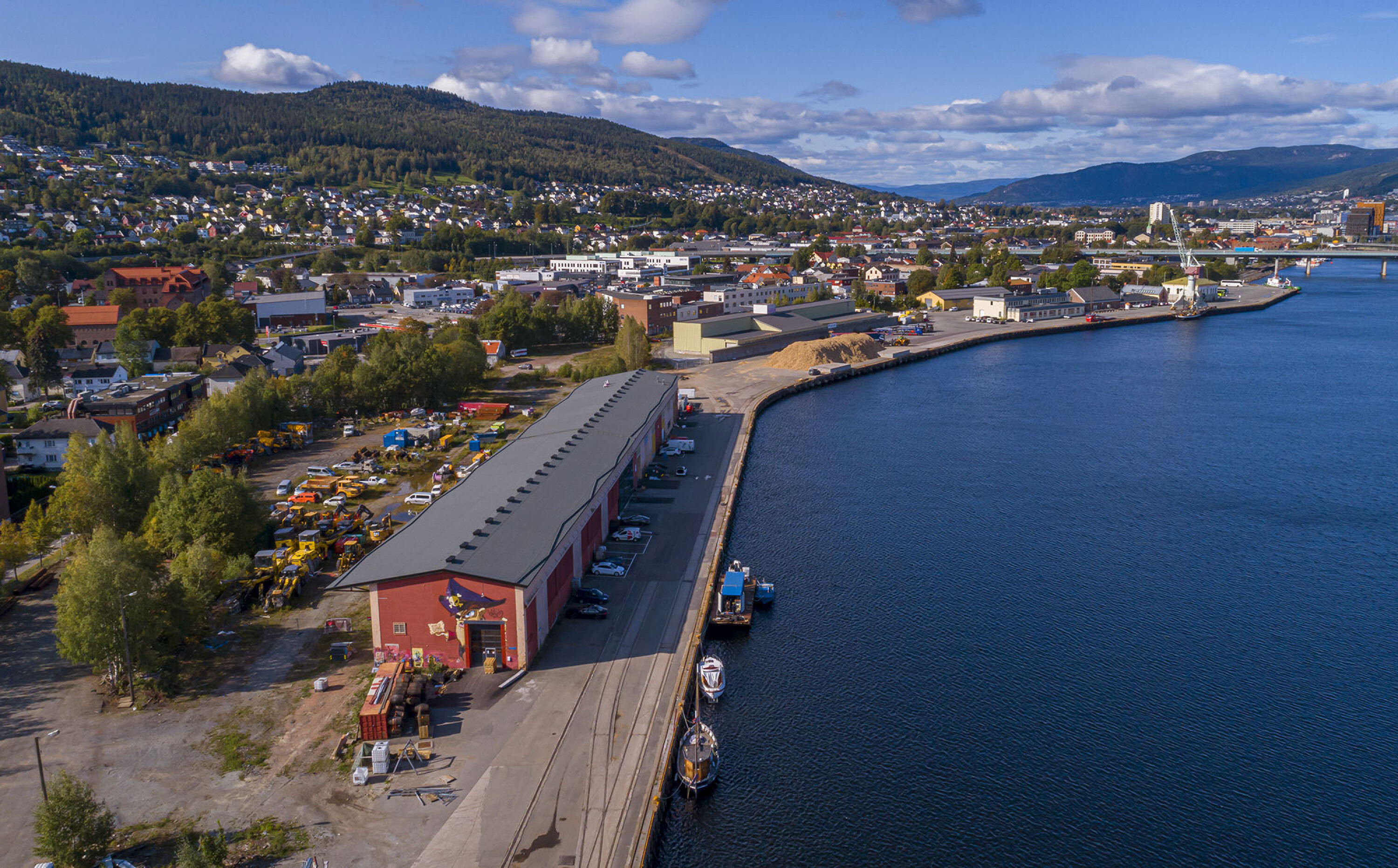 Drammen Frp vil skrote planene om boligbygging på Tangenkaia, og vil isteden fremme forslag om regulere områdene for næringsutvikling.