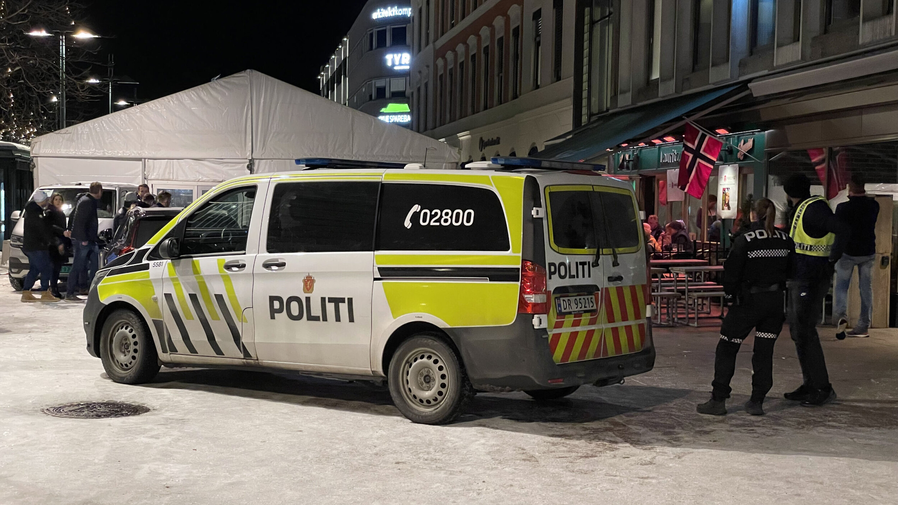 INNBRAGT: Mann i 40-åra endte i arresten etter å ha forsøkt å ta seg inn på utested etter å ha blitt kastet ut. INNBRAGT: Mann i 40-åra endte i arresten etter å ha forsøkt å ta seg inn på utested etter å ha blitt kastet ut.