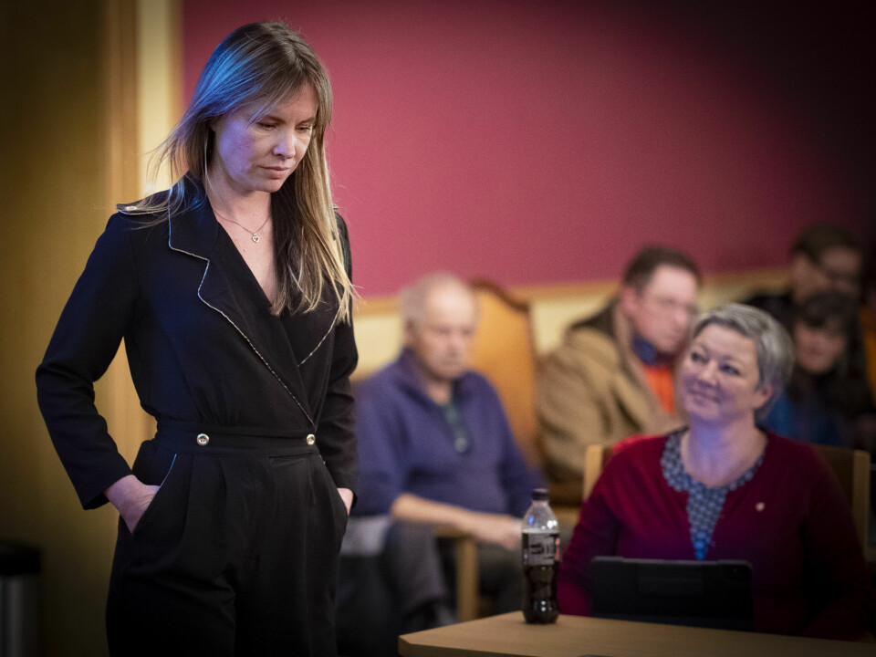 VIL IKKE BEKLAGE: Cathrin Janøy i det aktuelle kommunestyremøtet som var bakgrunn for eposten.