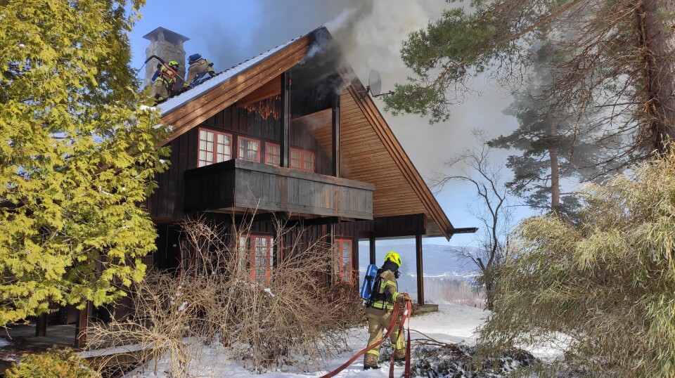 Skulle dra på hytta da det plutselig smalt – huset totalskadet