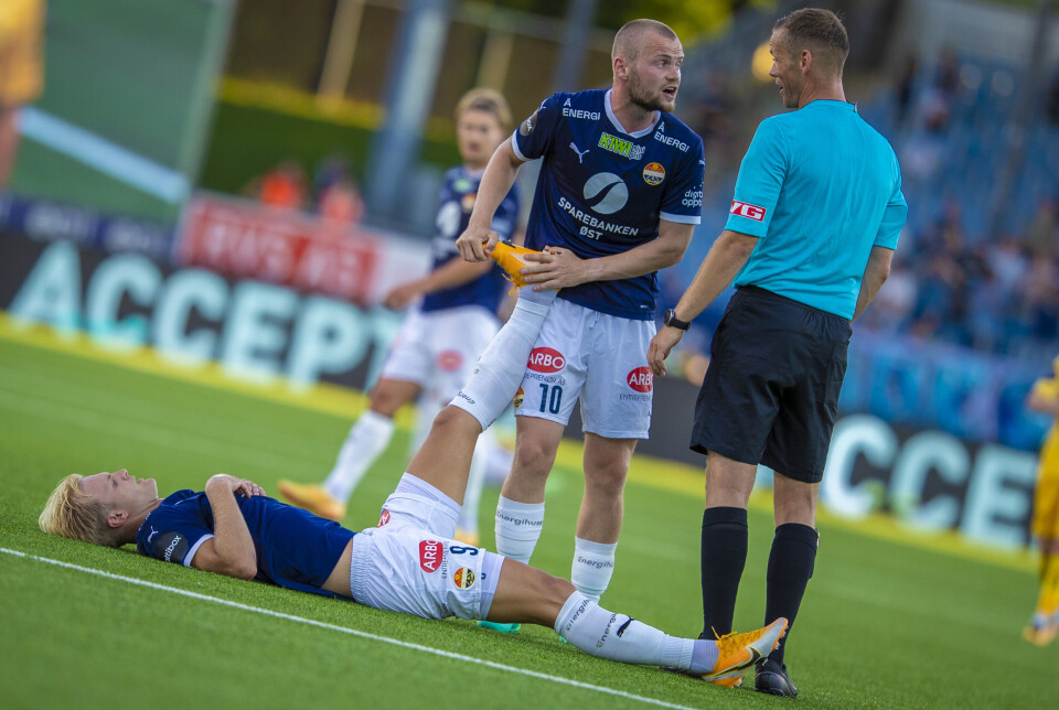 Ingen over, ingen ved siden - Godset knuste serielederen
