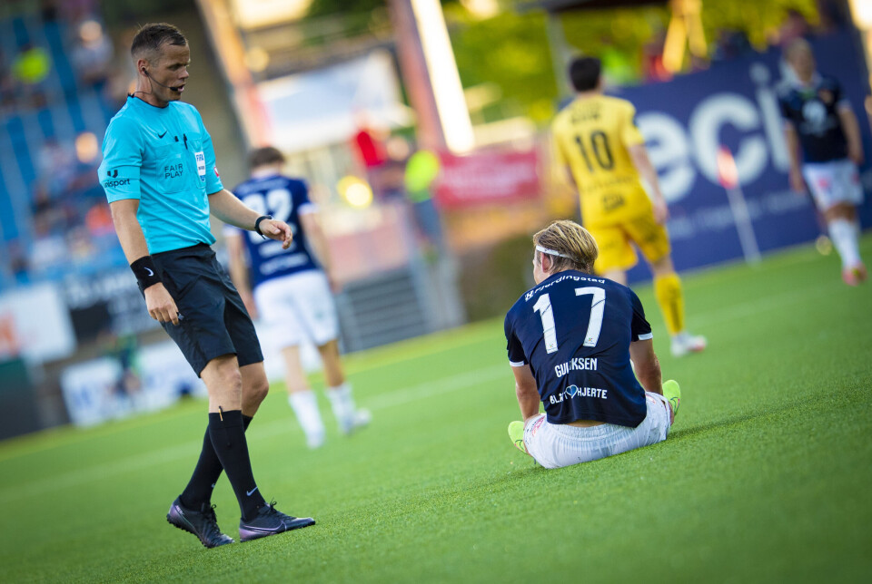 Ingen over, ingen ved siden - Godset knuste serielederen