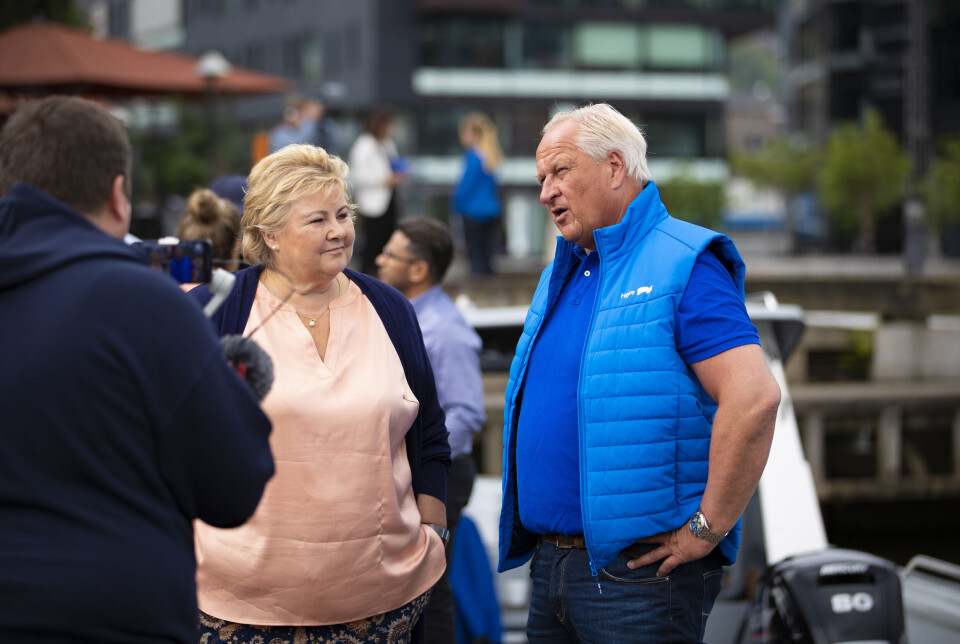 Åpnet valgkamp-turnéen med båtseilas i Drammen