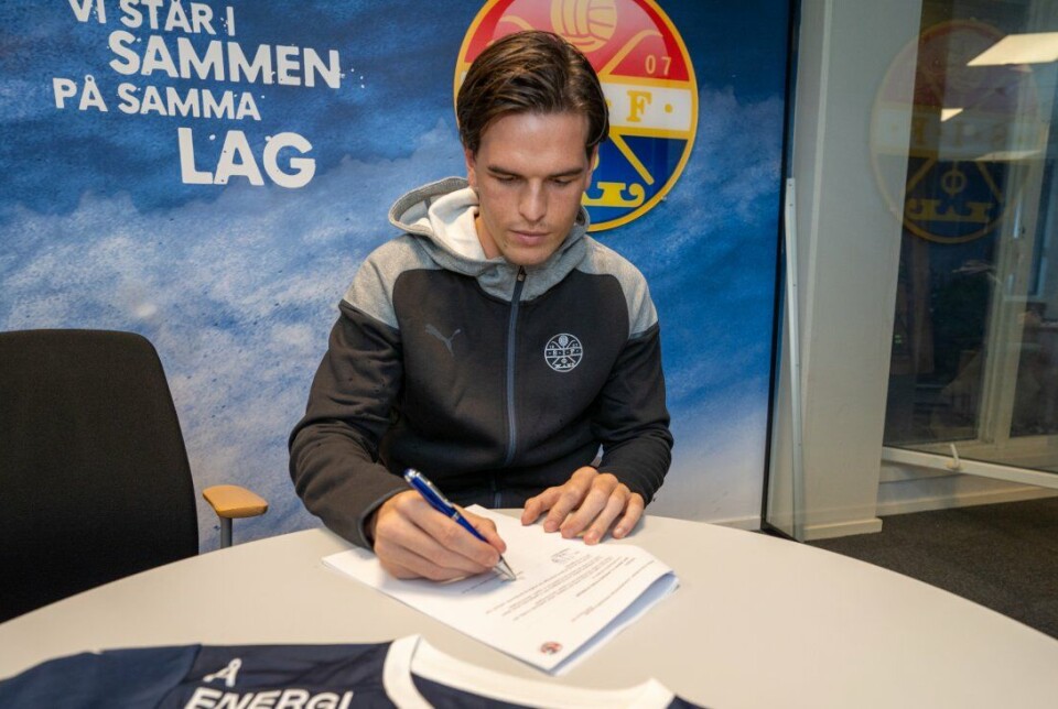 Strømsgodset med to nysigneringer