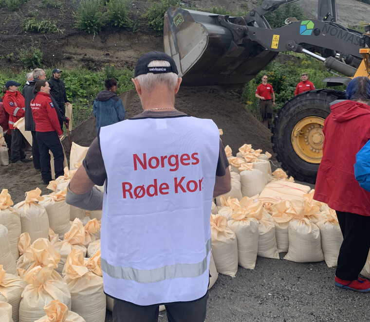 Kommunen tilbyr sandsekker