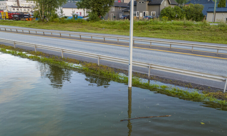 E134 centimetre fra ny oversvømmelse