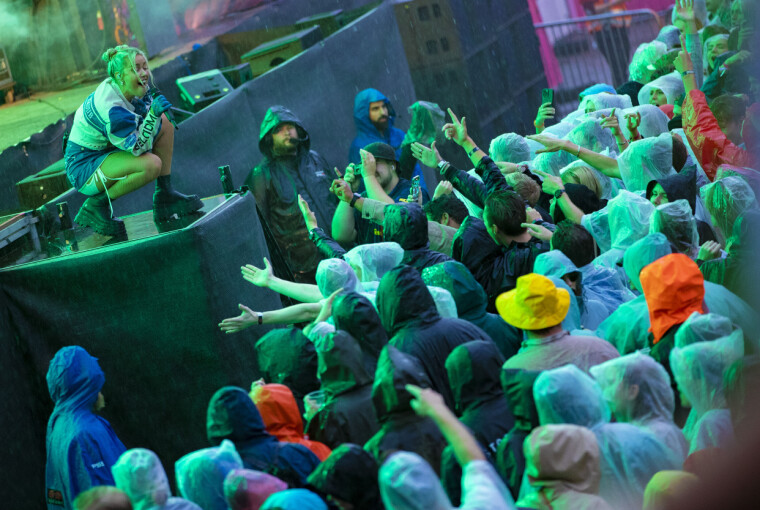 Klissvåt festival-pop