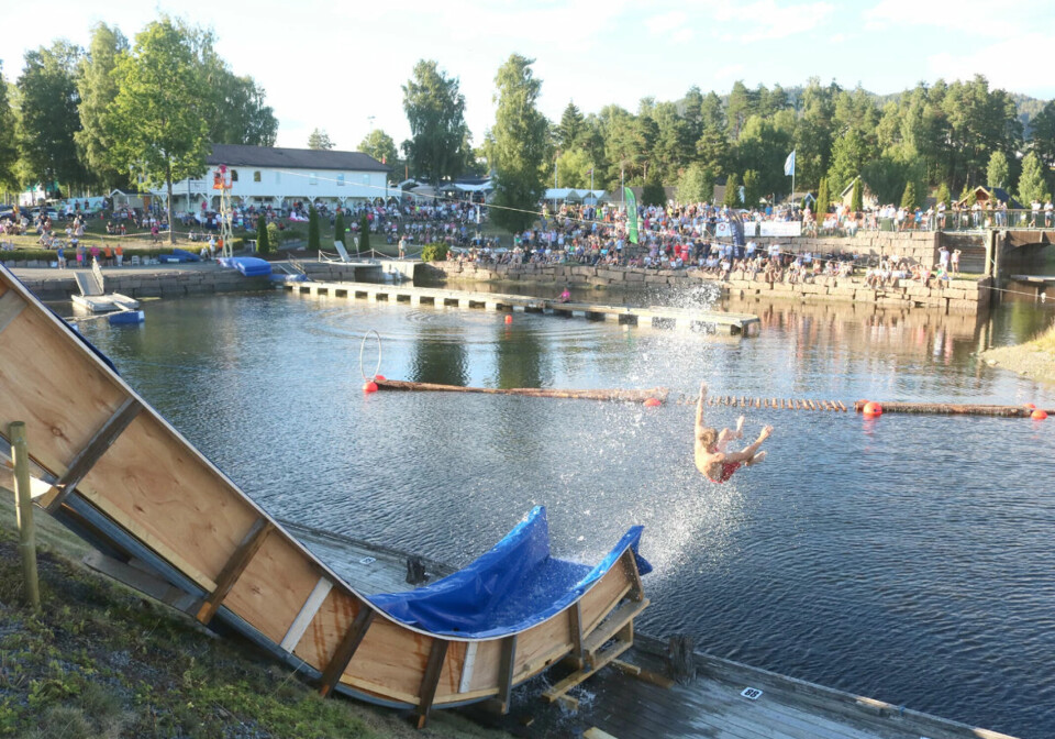 Avlyser By- og Laksefestival – konserter og allsang går som planlagt