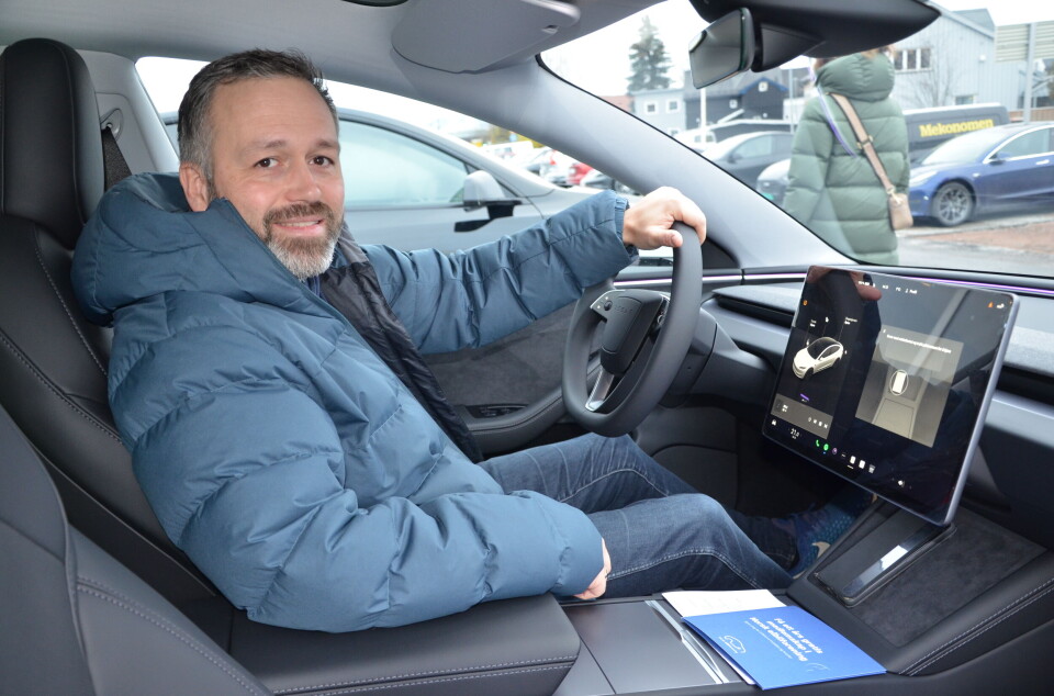 Ole fikk den første av Tesla's nye Model 3