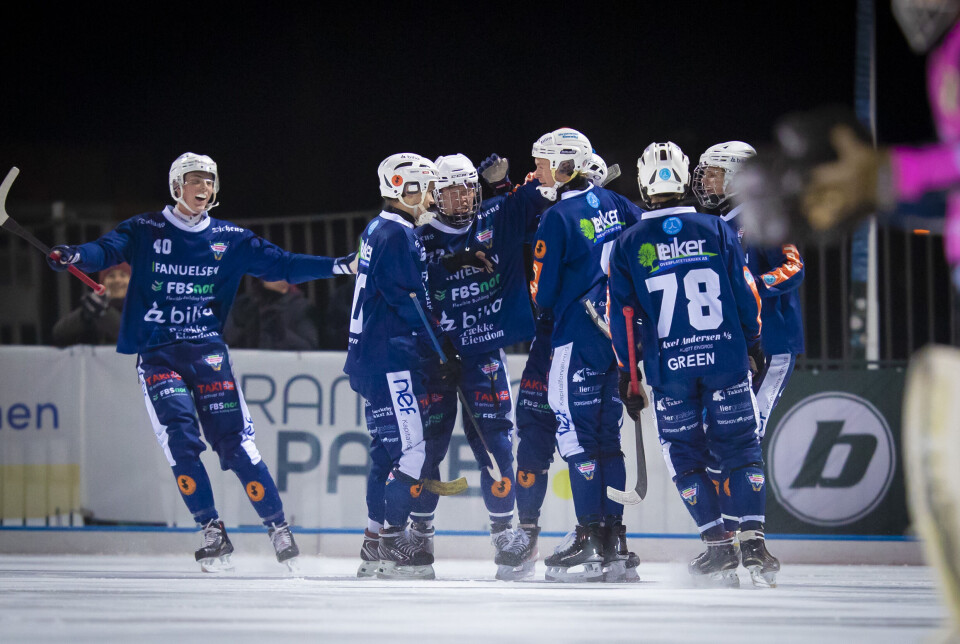 Regnet med å gi bort seieren - knuste serielederen 5-0!