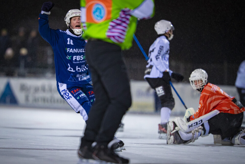 Delte poengene etter tett toppfight i lokalderbyet