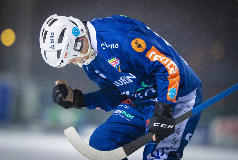 Delte poengene etter tett toppfight i lokalderbyet