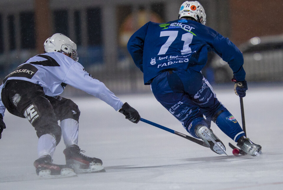 Delte poengene etter tett toppfight i lokalderbyet