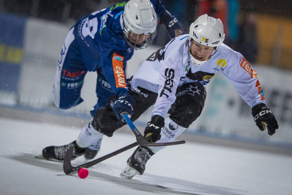 Delte poengene etter tett toppfight i lokalderbyet