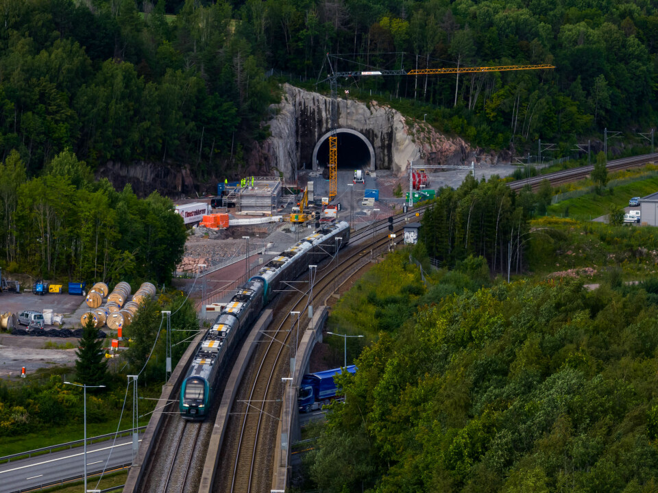 Tunnelen er åpen sør i Kobbervikdalen der togene vil kjøre inn fra sommeren 2025.