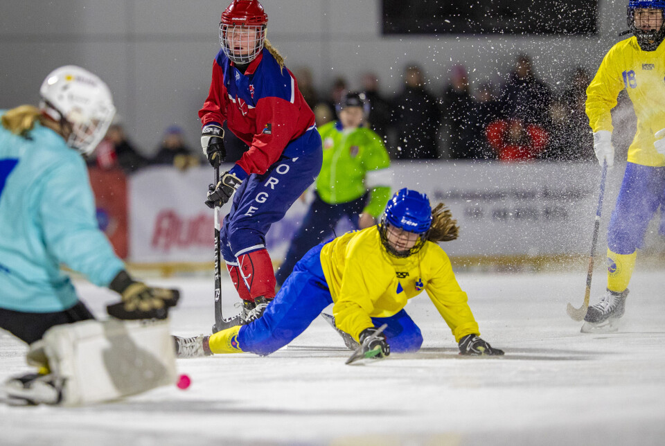 Mye positivt fra de norske bandyjentene tross 8-1-tap