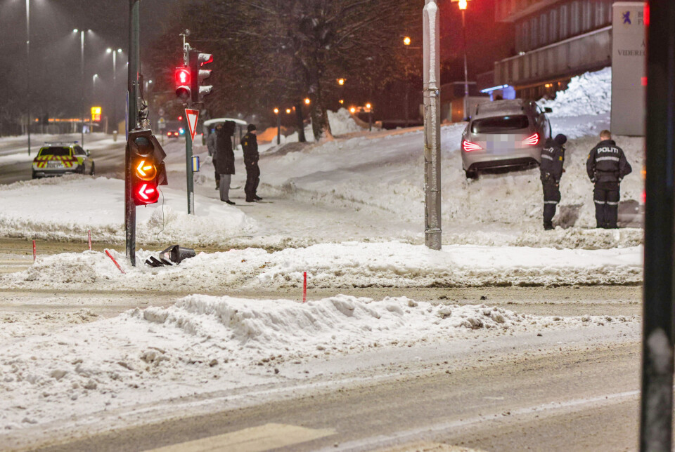 OOPS: Her gikk det galt for mannen i 30-åra. Det ble også det siste han gjorde bak rattet på en stund.