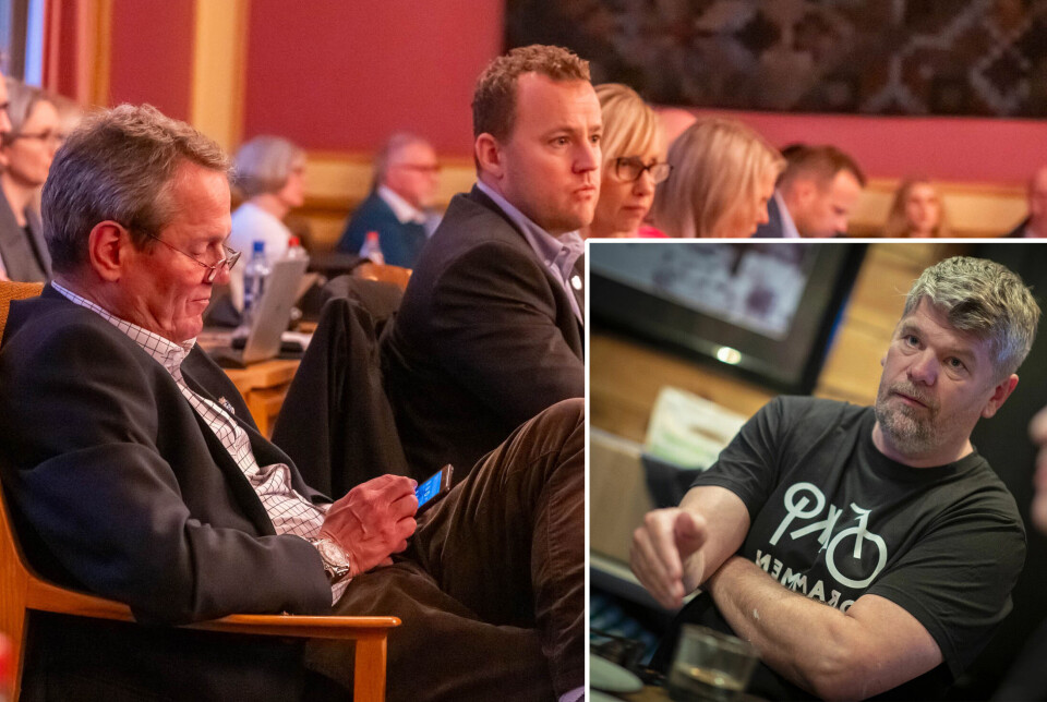 FIKK FACEBOOK-KJEFT: Ståle Sørensen (innfelt), tidligere kommunestyrerepresentant og varaordfører, langer ut mot Frp-benken i Drammen.