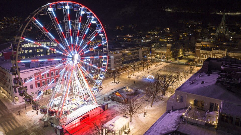 Gigantisk pariserhjul skal stå på torget i tre måneder