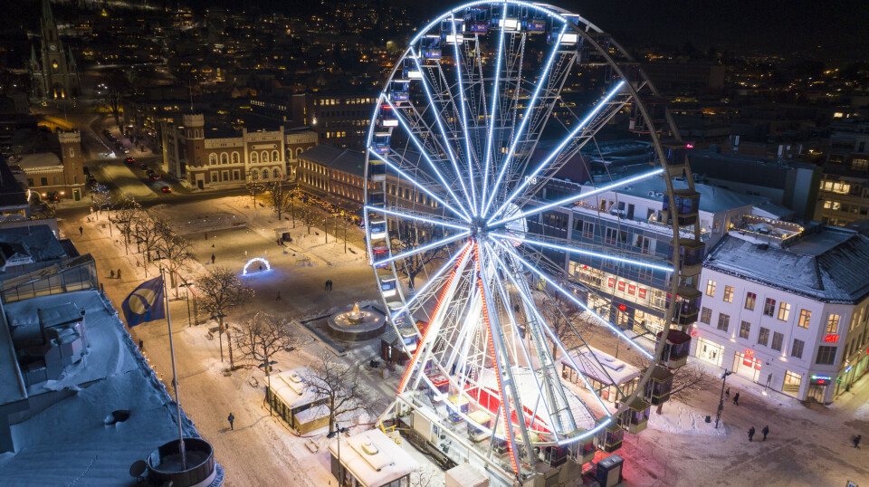 Gigantisk pariserhjul skal stå på torget i tre måneder