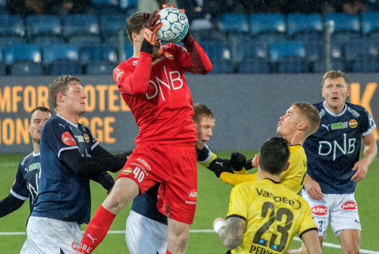 Godset-keeper gir seg