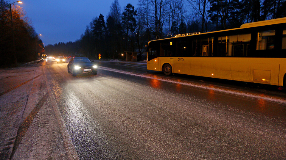 KONNERUDBAKKENE: Her blir det trolig skøytebane mandag. Linje 21, 22 og 24 vil derfor være blant busslinjer som ikke betjenes.