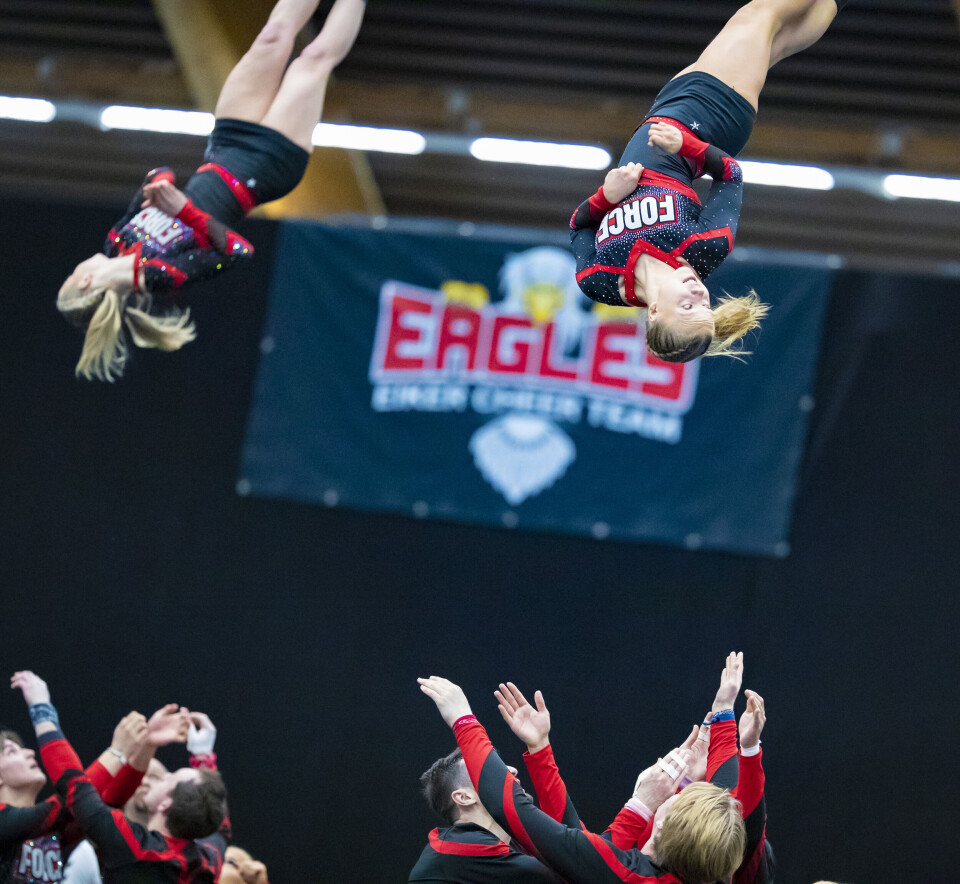 2.700 utøvere samlet til cheerleading i Drammenshallen