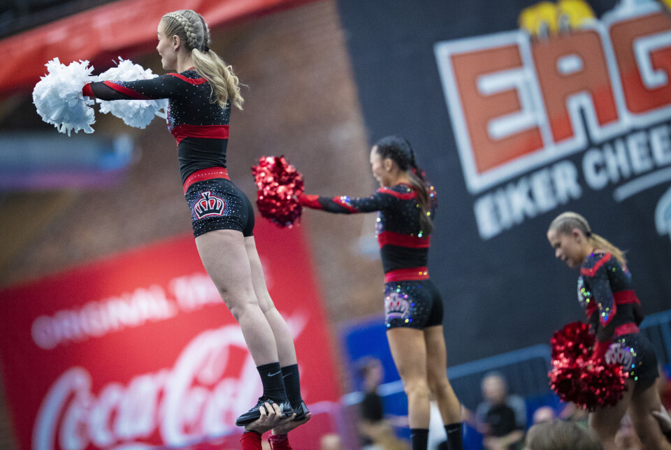 2.700 utøvere samlet til cheerleading i Drammenshallen