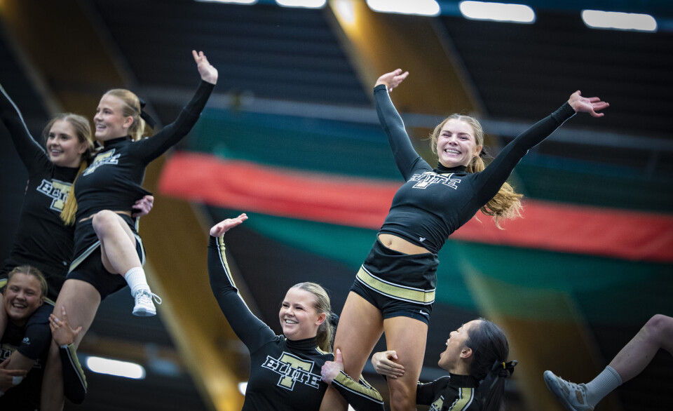 2.700 utøvere samlet til cheerleading i Drammenshallen
