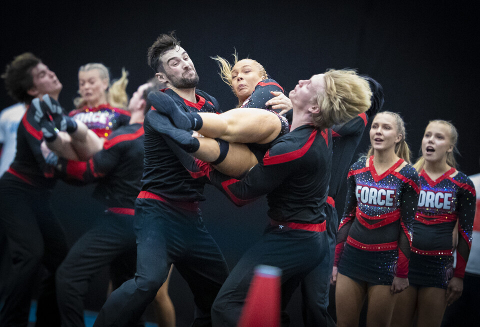 2.700 utøvere samlet til cheerleading i Drammenshallen