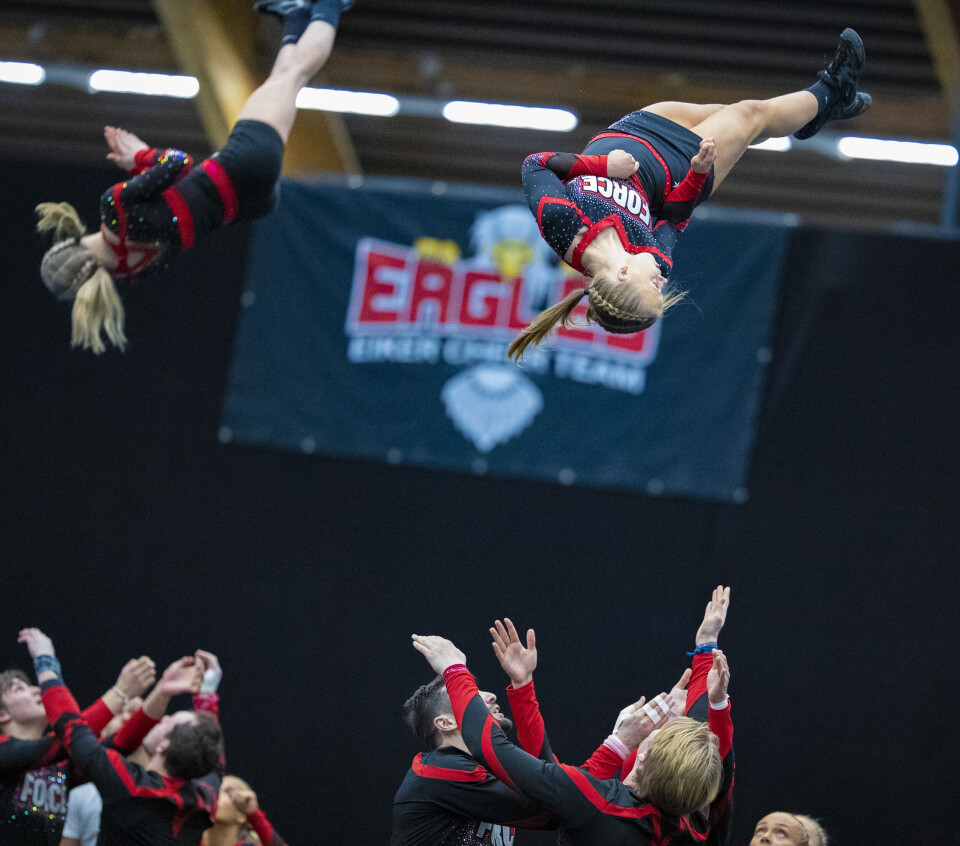 2.700 utøvere samlet til cheerleading i Drammenshallen