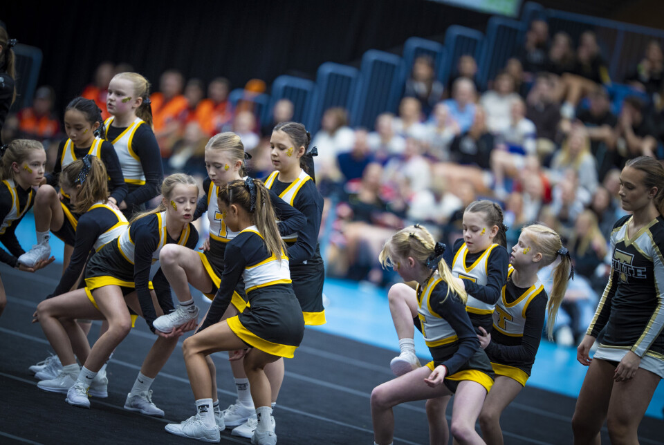 2.700 utøvere samlet til cheerleading i Drammenshallen