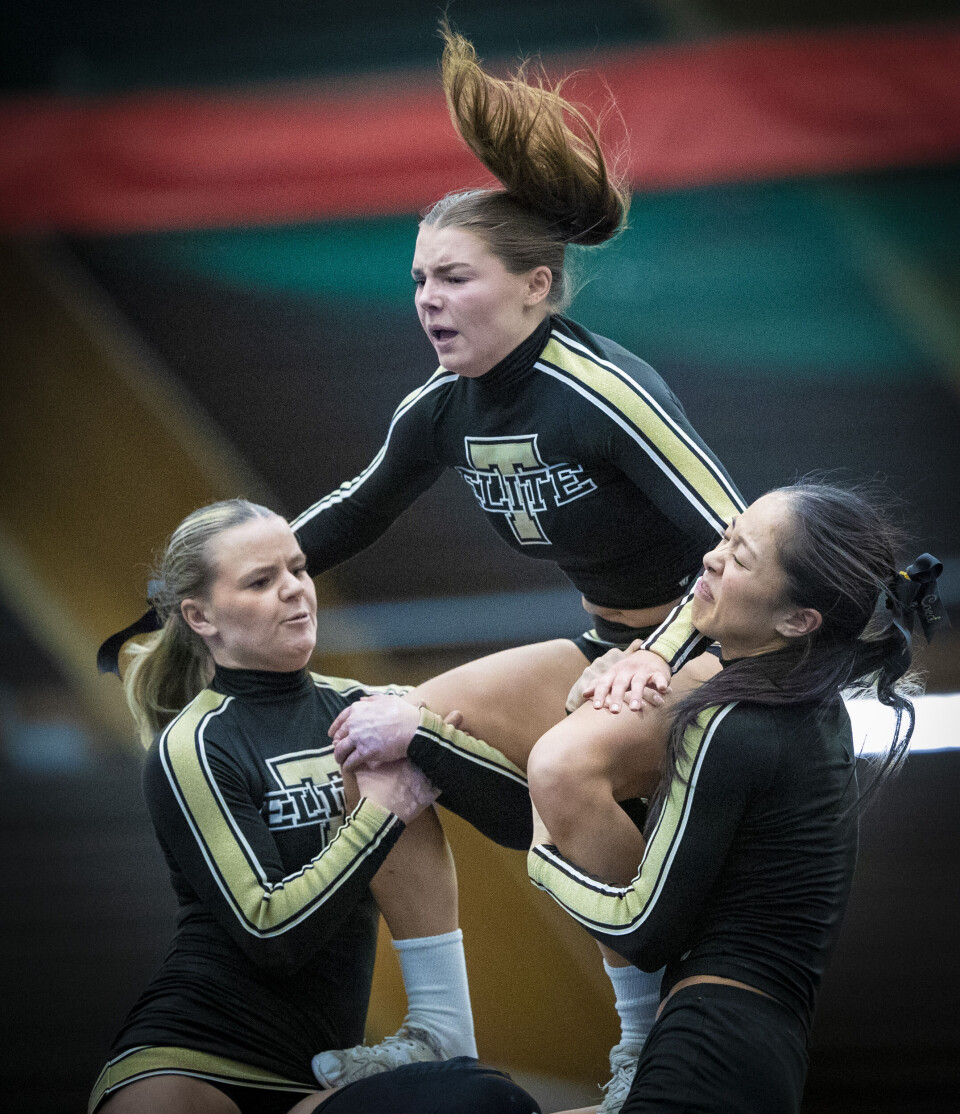 2.700 utøvere samlet til cheerleading i Drammenshallen