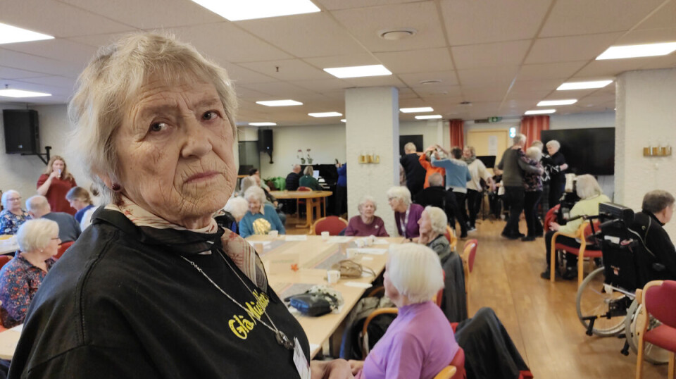 Martha Kodal i Frivillighetskorpset – FRIK – er sammen med resten av dugnadsgjengen oppbrakt over at de eldre på Eikertun mister tilbudet om onsdagsdansen i festsalen
