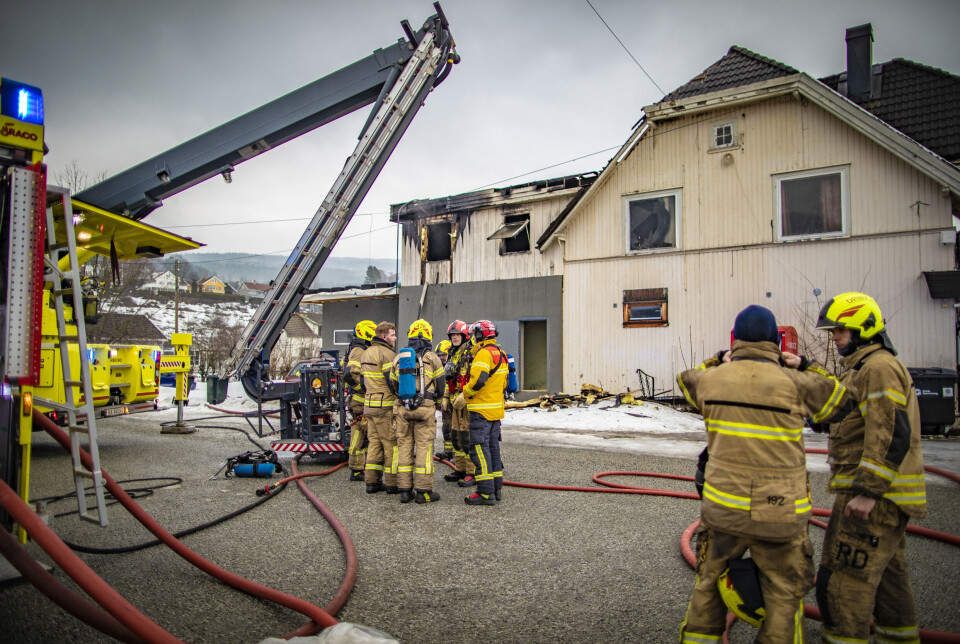 Leiligheter totalskadd i brann