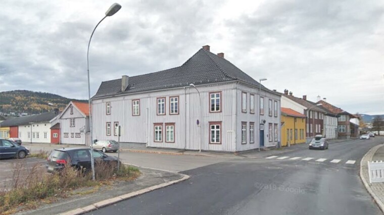 Bangegården (oppført ca. 1790) i Tollbugata 62 på Strømsø i Drammen får 2,2 millioner kroner i tilskudd.