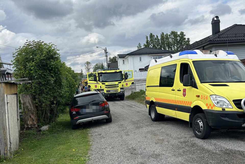 Tilhenger med ATV tok fyr