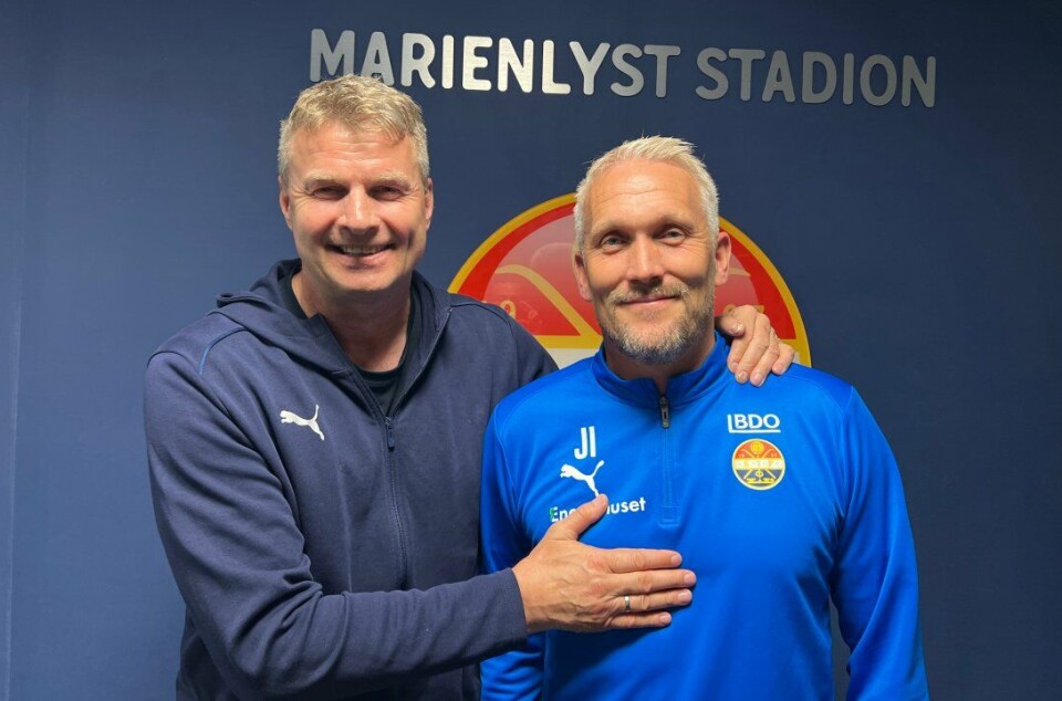 Isnes forlenger med Godset