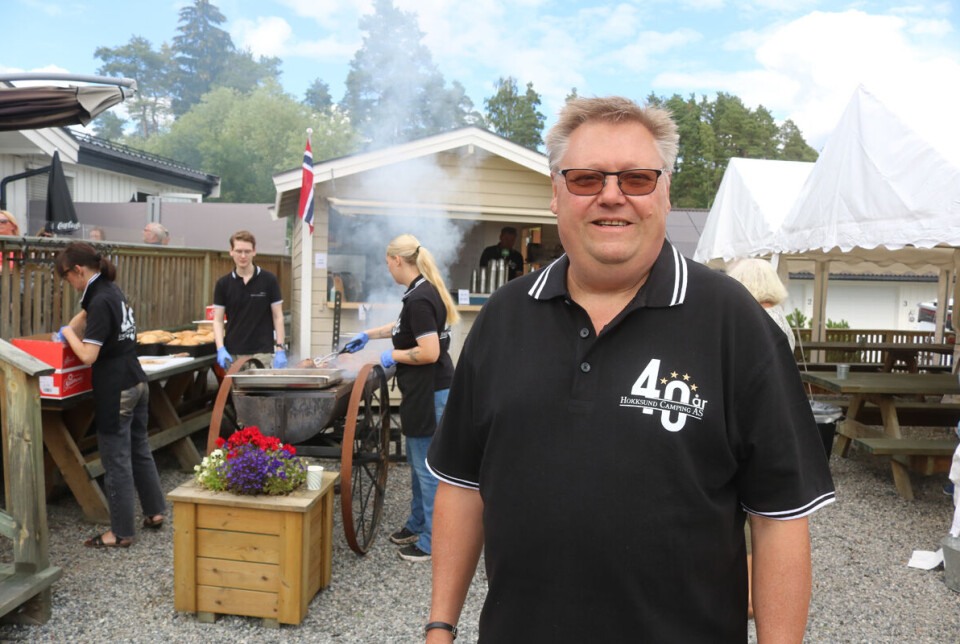 Daglig leder Audun Wang var storfornøyd med feiringen, men er litt vel sliten atter flere lange dager for å komme i mål.