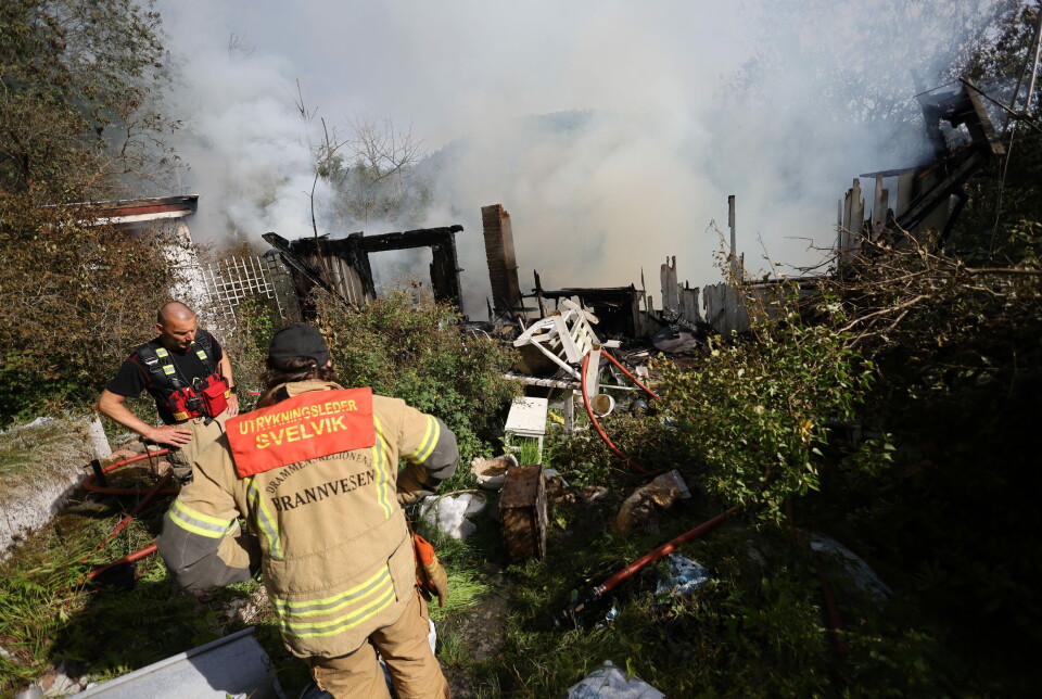 Enebolig brant ned til grunnmuren