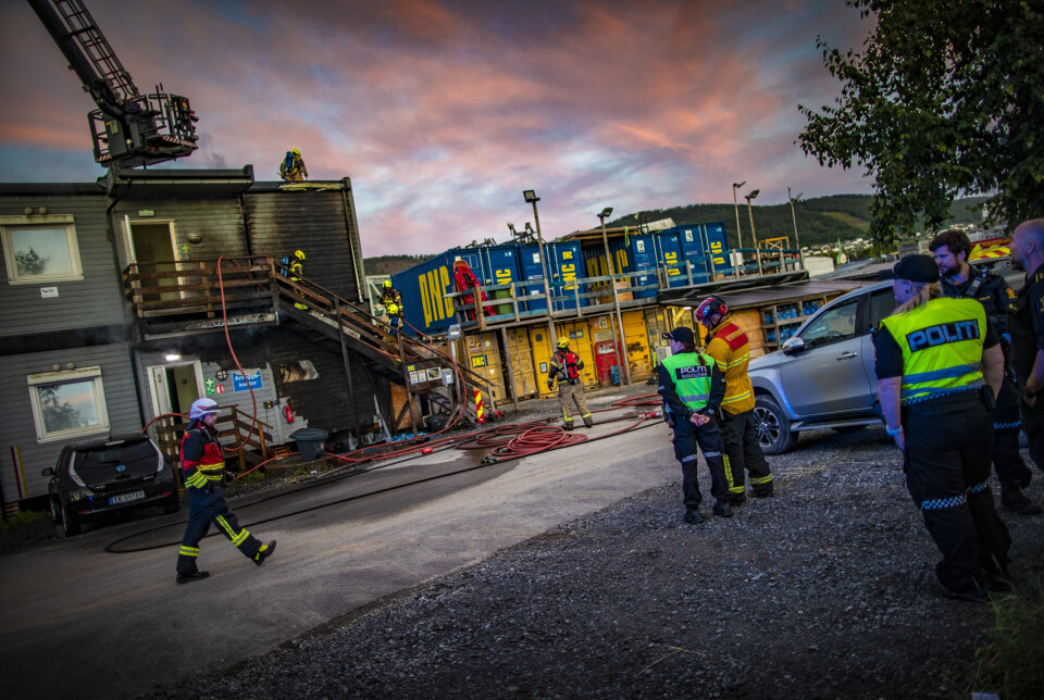 Brann i arbeidsbrakker på Holmennokken