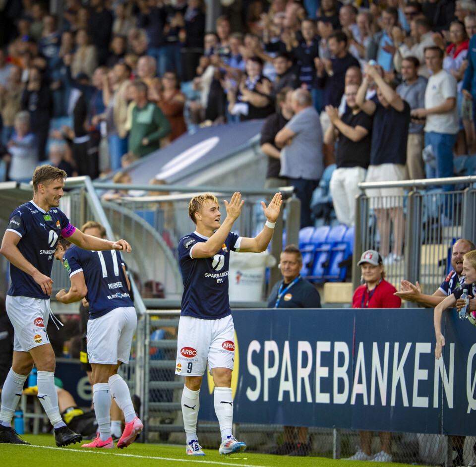 Endelig! Vill feiring for tre poeng etter overtidsscoring