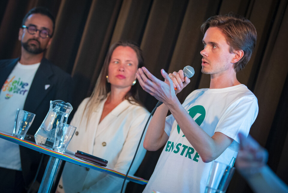 Politisk pride-debatt: FRI og Frp duellerte om garderober