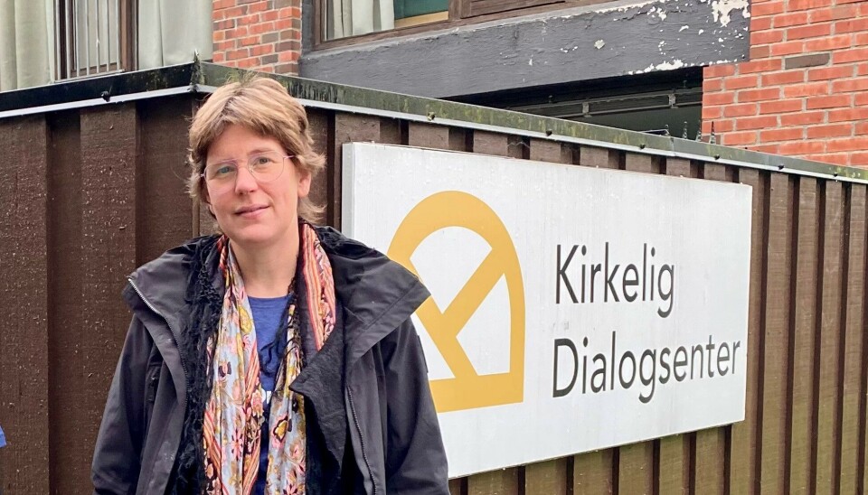 To mot-arrangementer under SIAN-demo: - En fallitterklæring